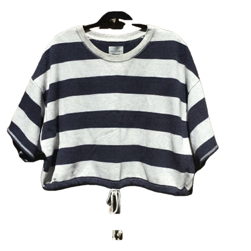 𝅺AMERICAN Eagle Outfitters Baby Tee Sweetheart Crop Top